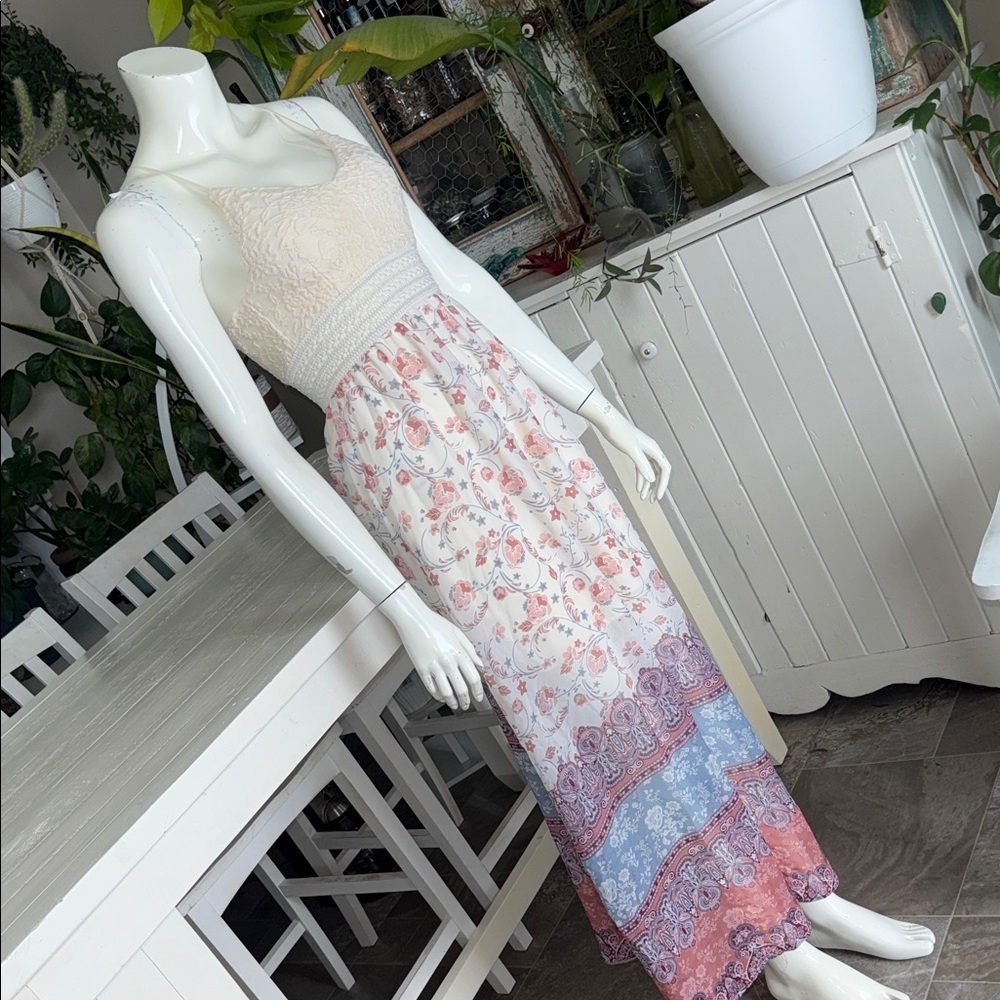 Boho Floral Maxi Dress in Cream and Coral NWOT Small boho/wedding/baby shower Sm